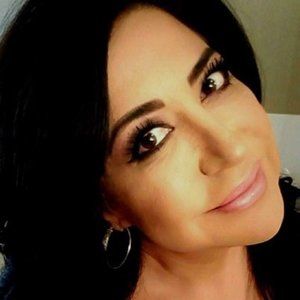 Meet your Posher, Rose